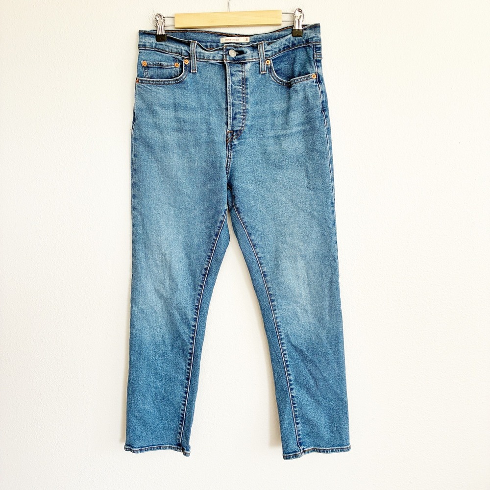 Levi's Wedgie Straight Jeans Womens 31 Blue High Rise Button Fly Denim Stretch